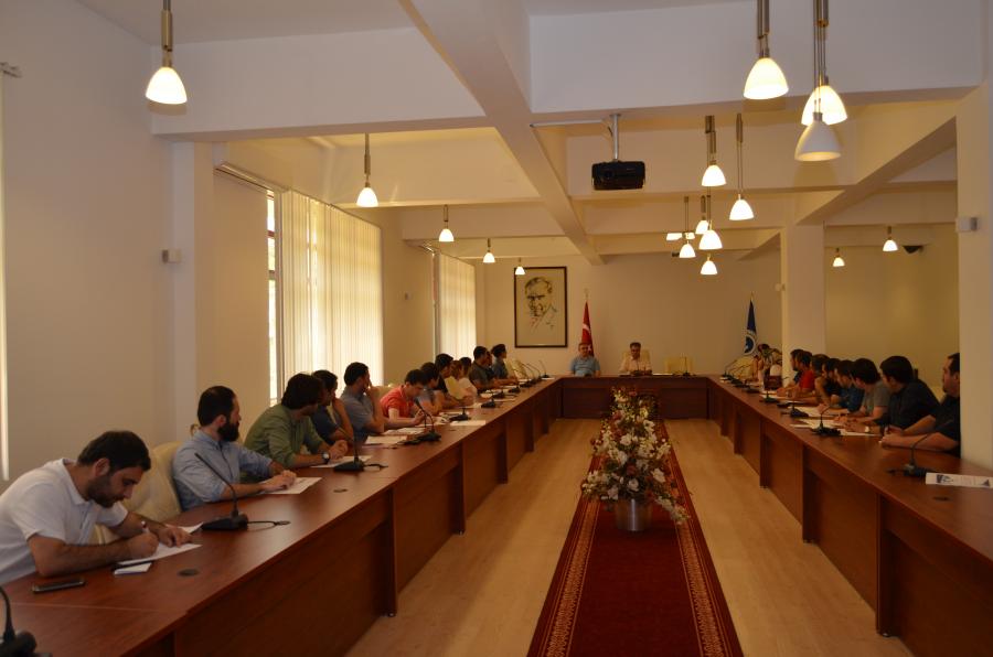 Rektör Yardımcısı Prof. Dr. Asım ÖREM başkanlığında yapılan toplantıda  Araştırma Görevlileri planlama süreci hakkında bilgilendirildi. (27.07.2017)