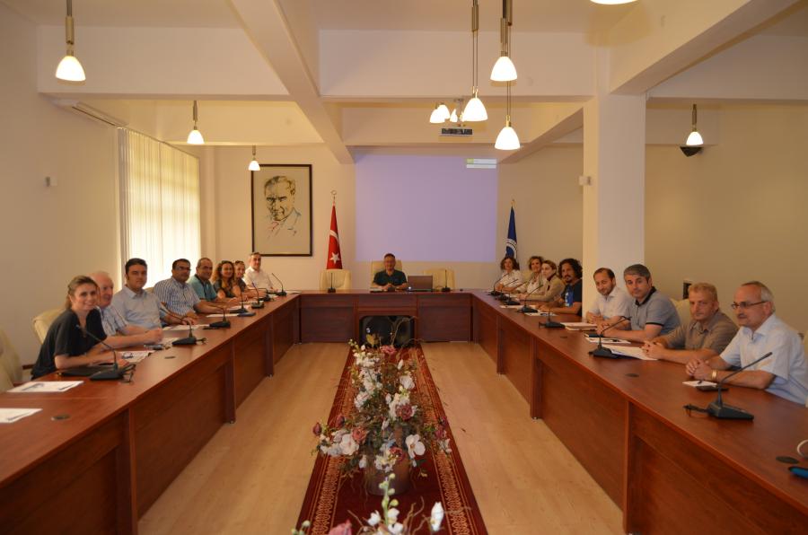 Rektör Yardımcısı Prof. Dr. Hikmet ÖKSÜZ başkanlığında yapılan toplantıda  Bölüm Başkanları planlama süreci hakkında bilgilendirildi. (10.08.2017)